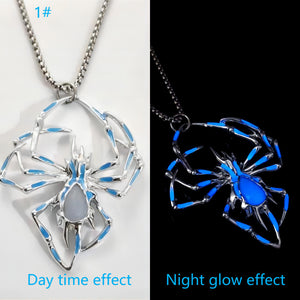 Luminescent spider Necklace