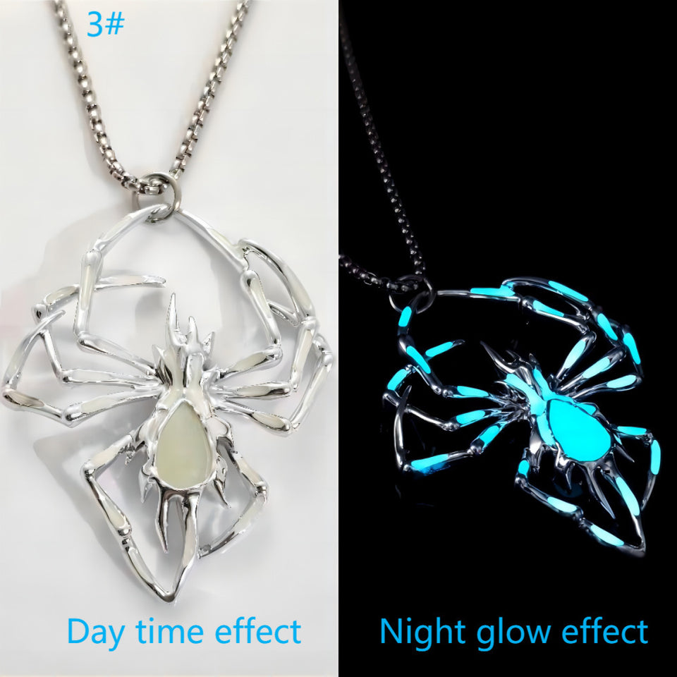 Luminescent spider Necklace