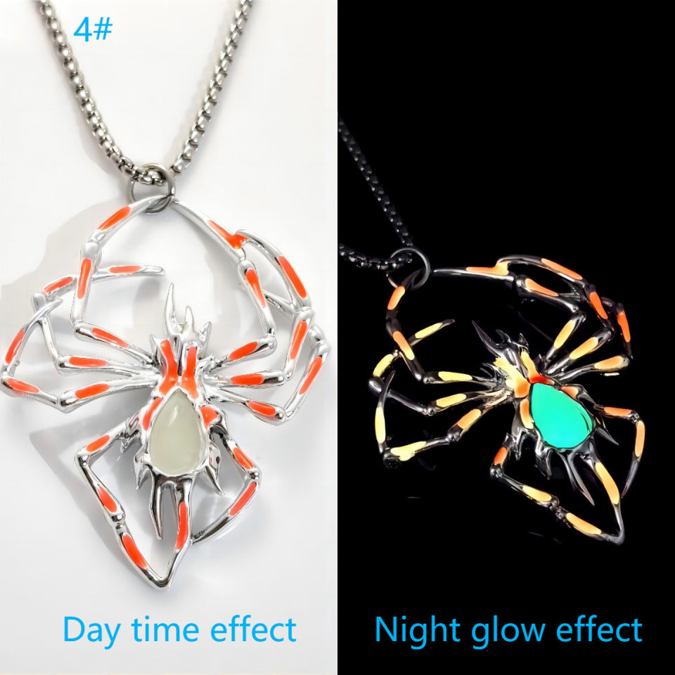 Luminescent spider Necklace